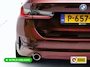 BMW 3-Serie Touring 320e Business Edition Plus | Camera | PDC V+A | Elec. achterklep | Cruise | Navigatie pro | Afn.Trekhaak Apple carplay/Android auto, Lederen bekleding, 18"LMV