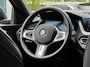BMW 1-Serie BWJ 2021 | 118i 136PK High Ex. AUTOMAAT | LEER | M-PAKKET | CLIMA | NAVI | SPORTSTOELEN | 18'' LMV | STOELVERW | CARPLAY |