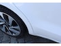 Kia Rio 1.2 CVVT ExecutiveLine | Climate control | Cruise control | Navigatie | Trekhaak | PDC achter | Stoel-stuur verwarming