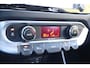 Kia Rio 1.2 CVVT ExecutiveLine | Climate control | Cruise control | Navigatie | Trekhaak | PDC achter | Stoel-stuur verwarming
