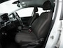 Opel Corsa 1.0 Turbo Online Edition Luxe (APPLE CARPLAY,TREKHAAK,ACHTERUITRIJCAMERA,CRUISE CONTROL,PARKEERSENSOREN,LM-VELGEN)