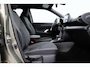 Toyota Yaris Cross 1.5 Hybrid Dynamic | Trekhaak | Dodehoek detectie | Stoel-/stuurverwarming | Matrix LED | Apple Carplay / Android Auto | Parkeersensoren voor/achter | Keyless | Adaptive Cruise | Clima | 17 inch