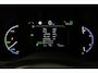 Toyota Yaris Cross 1.5 Hybrid Dynamic | Trekhaak | Dodehoek detectie | Stoel-/stuurverwarming | Matrix LED | Apple Carplay / Android Auto | Parkeersensoren voor/achter | Keyless | Adaptive Cruise | Clima | 17 inch