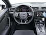 Skoda Superb Combi 1.4 TSI iV Sportline Business | Trekhaak | Dynamic Chassis Control | Pano | Camera | Dodehoekdetectie | Stoelverwarming V+A | Stuurverwarming |