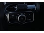 Mercedes-Benz CLA 180 AMG | 136pk | Panoramadak | Stoelverwarming | Camera | Deze Mercedes-Benz CLA 180 AMG Line combineert het elegante coupédesign met een sportieve uitstraling en het comfort dat je van Mercedes-Benz mag verwachten. De fraaie AMG-styling, de gestroo