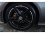 Mercedes-Benz CLA 180 AMG | 136pk | Panoramadak | Stoelverwarming | Camera | Deze Mercedes-Benz CLA 180 AMG Line combineert het elegante coupédesign met een sportieve uitstraling en het comfort dat je van Mercedes-Benz mag verwachten. De fraaie AMG-styling, de gestroo