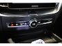 Volvo XC60 T8 406pk AWD Ultra Bright Executive Edition | Trekhaak | Luchtvering | 360 |