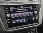 Volkswagen Tiguan 1.5 TSI Life Business | 131 PK | Apple Carplay / Android Auto | Achteruitrijcamera | Adaptive Cruise Control | Trekhaak | Digital Cockpit Pro | Stuurwielverwarming | Navigatie | Stoelverwarming | Ergo-Active Voorstoelen | Massage Functie |