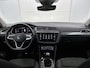 Volkswagen Tiguan 1.5 TSI Life Business | 131 PK | Apple Carplay / Android Auto | Achteruitrijcamera | Adaptive Cruise Control | Trekhaak | Digital Cockpit Pro | Stuurwielverwarming | Navigatie | Stoelverwarming | Ergo-Active Voorstoelen | Massage Functie |