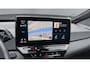 Volkswagen ID.3 Pro Business 58 kWh / Achteruitrijcamera / Lane Assist / Navigatie / ACC / SoH 88% / 19'' LMV
