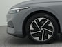 Volkswagen ID.7 Tourer Pro 77 kWh 286 PK | Warmtepomp | Adaptieve Cruise Control | Stuur & Stoelverwarming | 360 Graden Camera | Trekhaak |