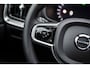 Volvo V60 2.0 T6 Plug-in hybrid AWD Ultra Dark | Schuif-/kanteldak | Head Up Display | Donker Glas | Sportstoelen | Power Seats | Harman Kardon |