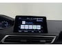 Peugeot 3008 1.2 PureTech Active | Trekhaak | Cruise control | Climate control | Perkeercamera achter | LED dagrijverlichting | Navigatie
