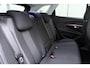 Peugeot 3008 1.2 PureTech Active | Trekhaak | Cruise control | Climate control | Perkeercamera achter | LED dagrijverlichting | Navigatie