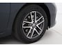 Toyota Auris Touring Sports 1.8 Hybrid Lease Plus | Panoramadak | Trekhaak | Navigatie | Stoelverwarming | Parkeersensoren voor/achter | Keyless | Cruise Control | Clima | Camera | Xenon | 16 inch | Bluetooth