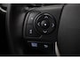 Toyota Auris Touring Sports 1.8 Hybrid Lease Plus | Panoramadak | Trekhaak | Navigatie | Stoelverwarming | Parkeersensoren voor/achter | Keyless | Cruise Control | Clima | Camera | Xenon | 16 inch | Bluetooth