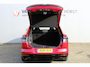 Ford Capri Extended Range RWD 77kWh ELEKTRISCH ! Nov. 2025, slechts 2.500km ! Camera, adapt. cruise cntrl, navigatie, metallic lak, Apple Carplay/Android auto, stoel- en stuurwielverw., side- en lane assist, elektr. verstelb. stoel met massagefunctie etc. etc