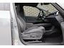 Volkswagen ID.3 Neo 190pk Style 58 kWh | Panoramadak | 20" Velgen | Steunhaak
