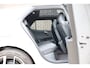 Volkswagen ID.3 Neo 190pk Style 58 kWh | Panoramadak | 20" Velgen | Steunhaak