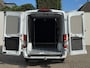 Ford Transit 350 2.0 TDCI L3H2 Automaat Trekhaak Webasto Chauffeursstoel Cruise Camera Airco 3 Zits