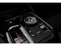 BMW 5-Serie 550e xDrive | SOH 95,6% | M-Sport | Comfortstoelen met Geheugen | Adaptief Onderstel | Comfort Pakket | Panoramadak | Driving Assistant Professional | Shadow Line | Adaptieve LED Verlichting | DAB | Bowers & Wilkins |