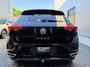 Volkswagen T-Roc 1.5 TSI Sport 3x R-Line Pano | Keyless | Camera | Trekhaak | ACC | LED | NL Auto