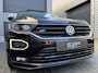Volkswagen T-Roc 1.5 TSI Sport 3x R-Line Pano | Keyless | Camera | Trekhaak | ACC | LED | NL Auto