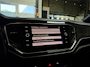 Volkswagen T-Roc 1.5 TSI Sport 3x R-Line Pano | Keyless | Camera | Trekhaak | ACC | LED | NL Auto
