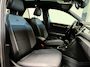 Volkswagen T-Roc 1.5 TSI Sport 3x R-Line Pano | Keyless | Camera | Trekhaak | ACC | LED | NL Auto