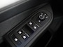 Volkswagen Golf 1.0 eTSI Life 110 PK | Automaat (DSG) | Navigatie | Camera | Parkeersensoren