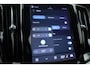 Volvo V60 2.0 T6 Plug-in hybrid AWD Plus Dark | Trekhaak | H&K Audio | 20 inch | elek stoelen | Verwarmde stoelen + stuur |