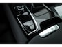 Volvo V60 2.0 T6 Plug-in hybrid AWD Plus Dark | Trekhaak | H&K Audio | 20 inch | elek stoelen | Verwarmde stoelen + stuur |