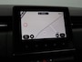 Renault Clio TCe 100pk Intens | Lage kilometerstand! | Navigatie | Parkeersensoren achter | Apple Carplay / Android auto |