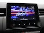 Renault Clio TCe 100pk Intens | Lage kilometerstand! | Navigatie | Parkeersensoren achter | Apple Carplay / Android auto |