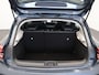 Renault Clio TCe 100pk Intens | Lage kilometerstand! | Navigatie | Parkeersensoren achter | Apple Carplay / Android auto |