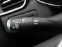 Renault Clio TCe 100pk Intens | Lage kilometerstand! | Navigatie | Parkeersensoren achter | Apple Carplay / Android auto |