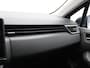 Renault Clio TCe 100pk Intens | Lage kilometerstand! | Navigatie | Parkeersensoren achter | Apple Carplay / Android auto |