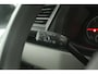 Volkswagen Transporter 2.0 TDI L2H1 | DC | 6 Zits | Airco | Cruise | Carplay | 2xSchuifdeur | Trekhaak | Parkeersens.