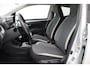 Toyota Aygo 1.0 VVT-i x-joy | Apple Carplay / Android Auto | Clima | Camera | 15 inch | Bluetooth | DAB | Privacy glas