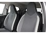 Toyota Aygo 1.0 VVT-i x-joy | Apple Carplay / Android Auto | Clima | Camera | 15 inch | Bluetooth | DAB | Privacy glas