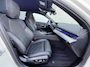 BMW i5 Touring eDrive40 M Sport Edition 84 kWh / Panorama dak / HUD / Camera 360° / Leder / Bowers & Wilkins audio / Elektrische stoelen en klep / Stoelventilatie / Stuur- en stoel- & verwarming / Apple Carplay Android / 19" LM wielen /