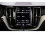 Volvo XC60 2.0 Recharge T8 AWD Inscription | BLIS | Adaptive Cruise Control | Panoramadak | Climate Control | Stoel + Stuurverwarming | Elektrische Achterklep | Parkeersensoren voor + achter