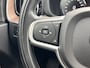 Volvo XC60 2.0 B5 250pk Momentum Exclusive Automaat / Trekhaak / Leder