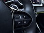 Peugeot 2008 GT Pack 1.2 Hybrid 145pk e-DCS6 | ALCANTARA INTERIOR | STOELVERW. | ADAPTIVE CRUISE | WINTERPACK / GRIPCONTROL | DODEHOEKBEW. | NAVI | 360° CAMERA |