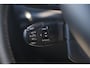 Citroën C3 1.2 PureTech Shine 17 inch LMV Navigatie Achteruitrijcamera Stoelverwarming Carplay Android Climate Cruise Control
