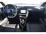 Citroën C3 1.2 PureTech Shine 17 inch LMV Navigatie Achteruitrijcamera Stoelverwarming Carplay Android Climate Cruise Control