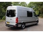 Volkswagen Crafter 32 2.0 TDI L2H2 DC 2016 | Trekhaak | Airco | Navigatie | Cruise Control | Achteruitrij Camera | Stuurwiel Multifunctioneel | Dubbele Schuifdeur | Stoelverwarming | Boekjes | 2 Sleutels | Nationale Autopas NAP