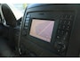 Volkswagen Crafter 32 2.0 TDI L2H2 DC 2016 | Trekhaak | Airco | Navigatie | Cruise Control | Achteruitrij Camera | Stuurwiel Multifunctioneel | Dubbele Schuifdeur | Stoelverwarming | Boekjes | 2 Sleutels | Nationale Autopas NAP