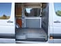 Volkswagen Crafter 32 2.0 TDI L2H2 DC 2016 | Trekhaak | Airco | Navigatie | Cruise Control | Achteruitrij Camera | Stuurwiel Multifunctioneel | Dubbele Schuifdeur | Stoelverwarming | Boekjes | 2 Sleutels | Nationale Autopas NAP