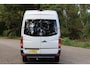 Volkswagen Crafter 32 2.0 TDI L2H2 DC 2016 | Trekhaak | Airco | Navigatie | Cruise Control | Achteruitrij Camera | Stuurwiel Multifunctioneel | Dubbele Schuifdeur | Stoelverwarming | Boekjes | 2 Sleutels | Nationale Autopas NAP